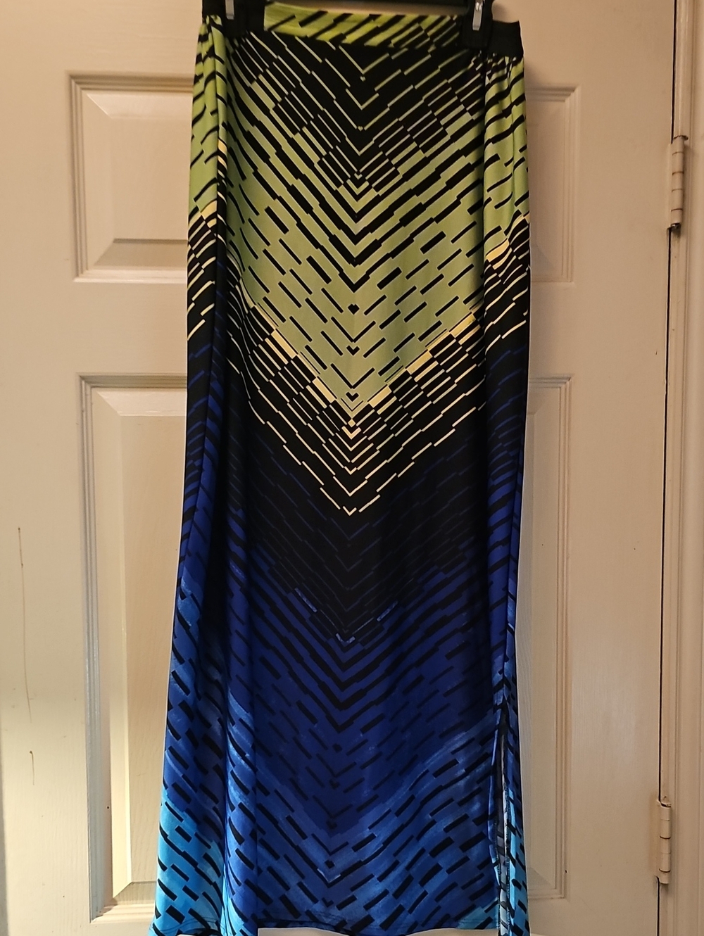 NY Collection Blue and Green Chevron-Print Maxi Skirt